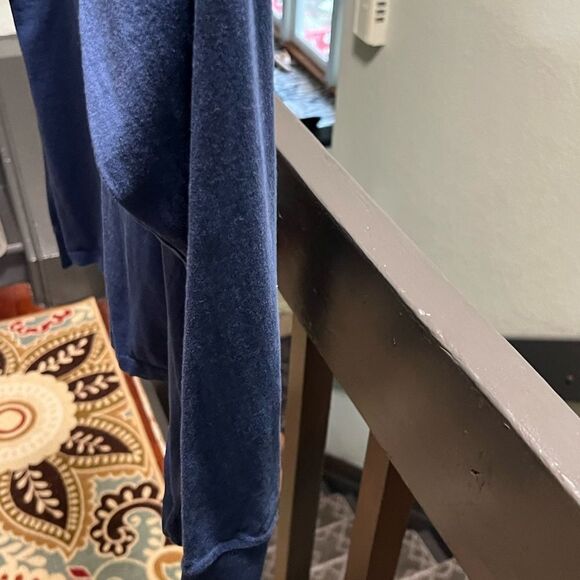 EUC Life is Good “ I Like It Here” Navy Long Sleeve Shirt Small #336 - Picture 4 of 6